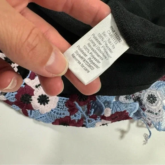 Adelyn Rae Harlow Lace Sheath Dress Blue And Wine - Picture 4 of 8